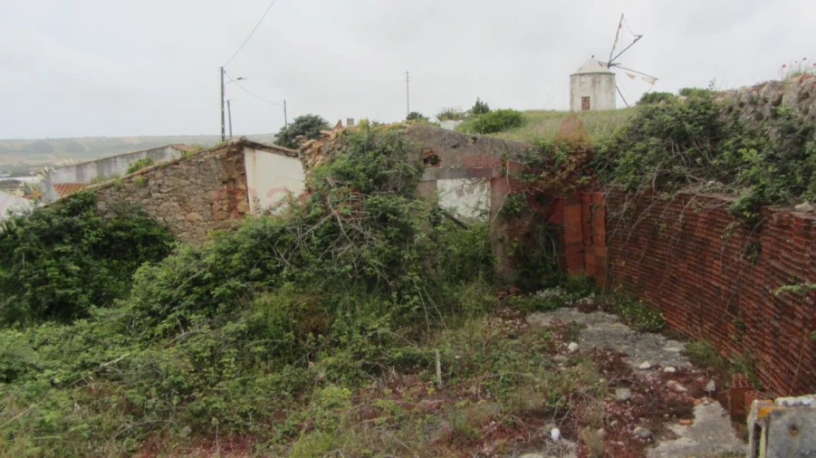 Terreno para Venda em São Bartolomeu dos Galegos e Moledo Foto 6