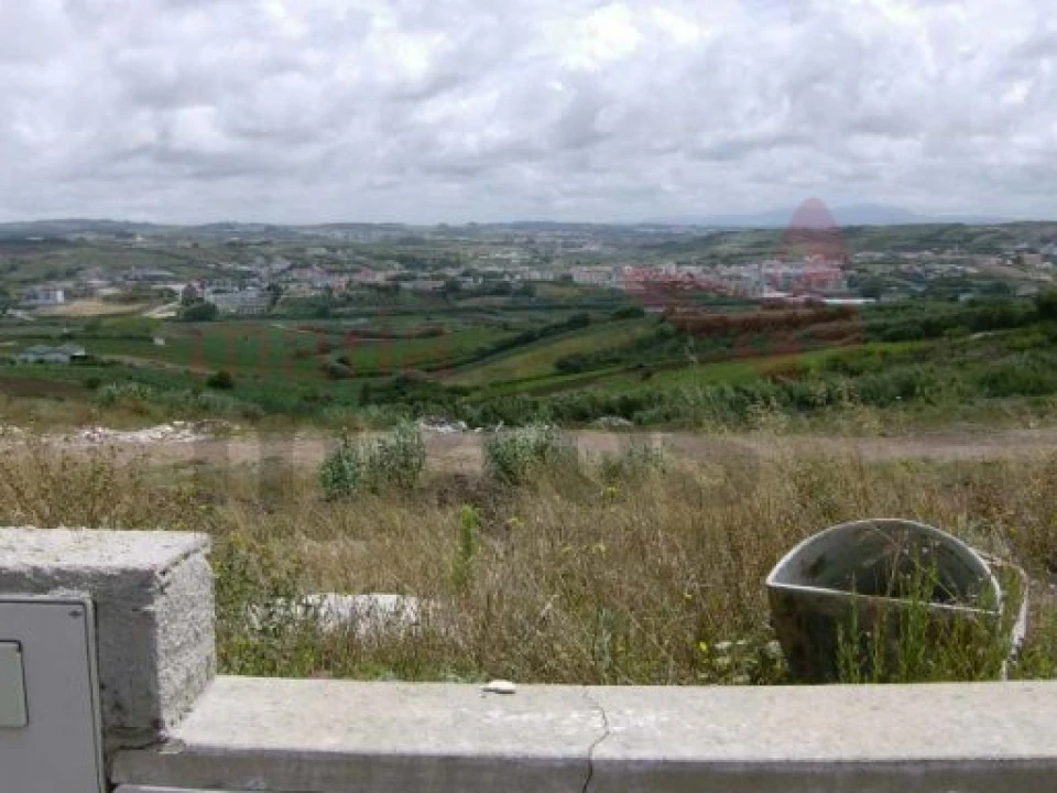 Terreno para Venda em Lourinhã e Atalaia Foto 1