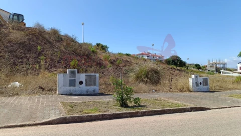 Terreno para Venda em Lourinhã e Atalaia