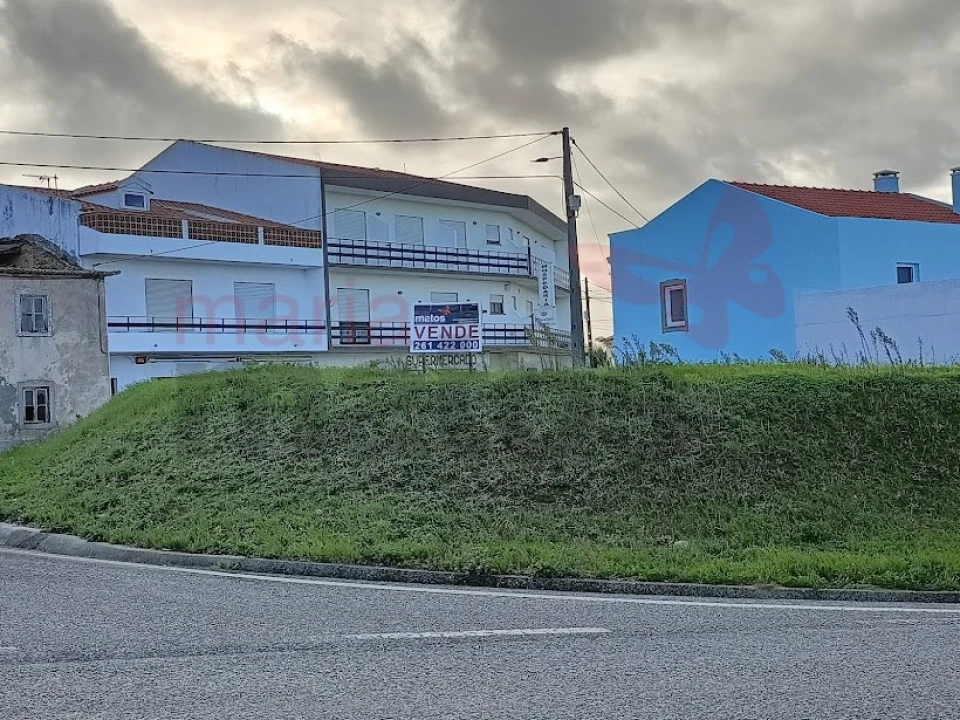 Terreno para Venda em Atouguia da Baleia Foto 2