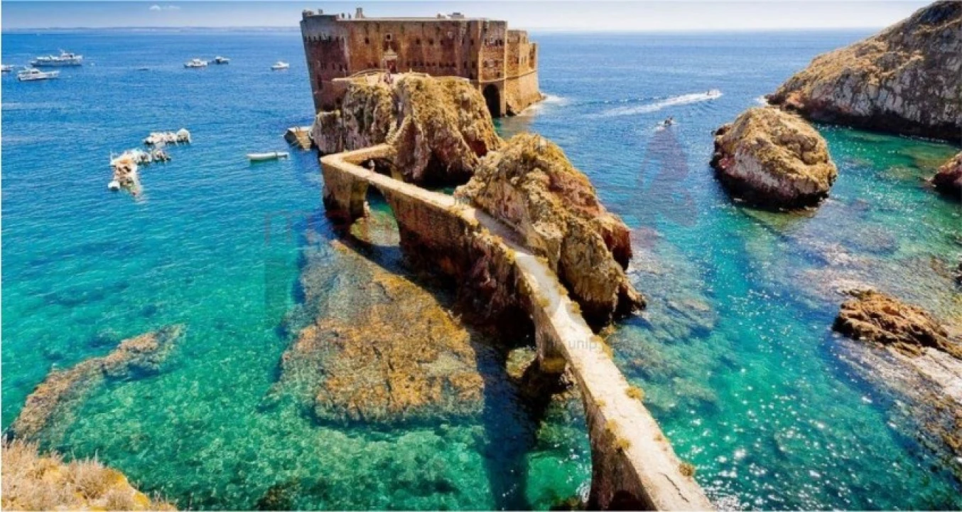 Terreno para Venda em Atouguia da Baleia Foto 8