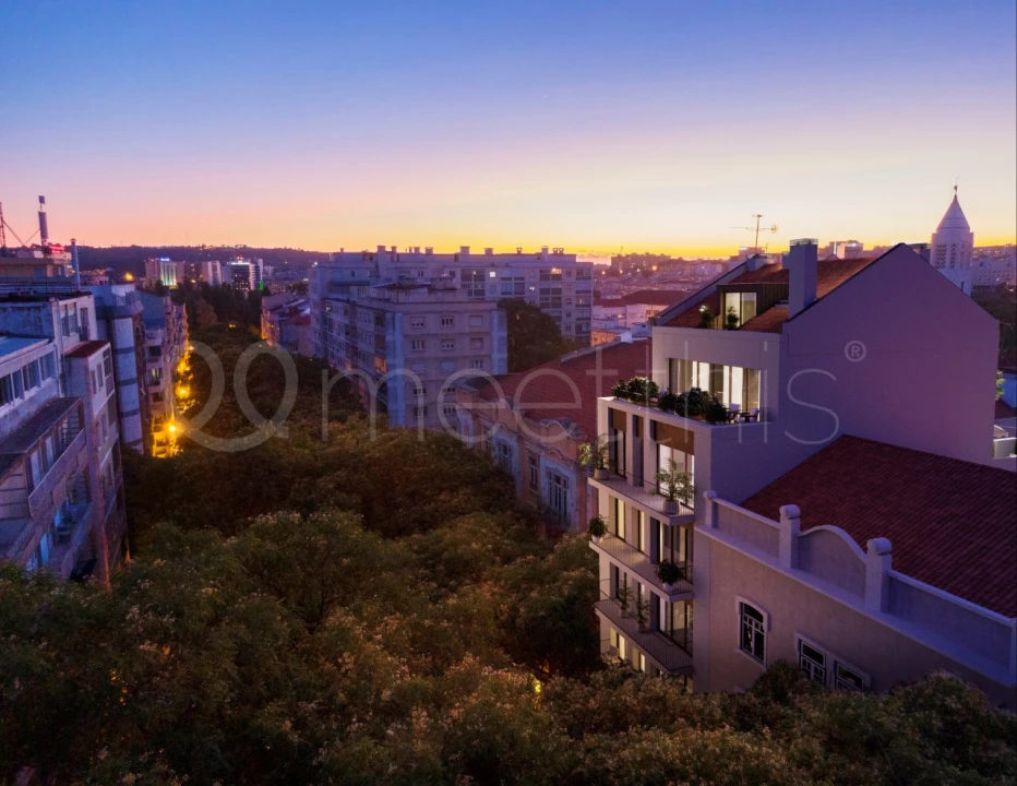 Apartamento T1 para Venda em Avenidas Novas Foto 8