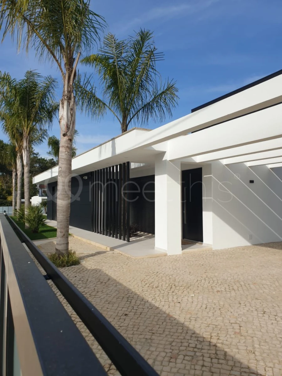Moradia T5 para Venda em Corroios Foto 15