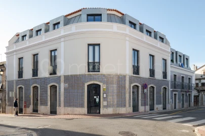 Apartamento T1 para Venda em Oeiras e São Julião da Barra, Paço de Arcos e Caxias