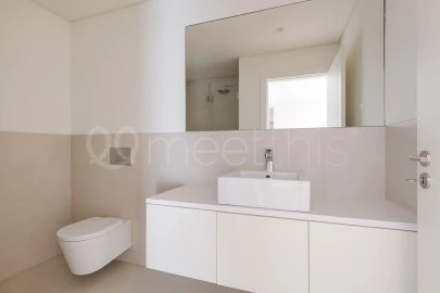 Apartamento T1 para Venda em Oeiras e São Julião da Barra, Paço de Arcos e Caxias