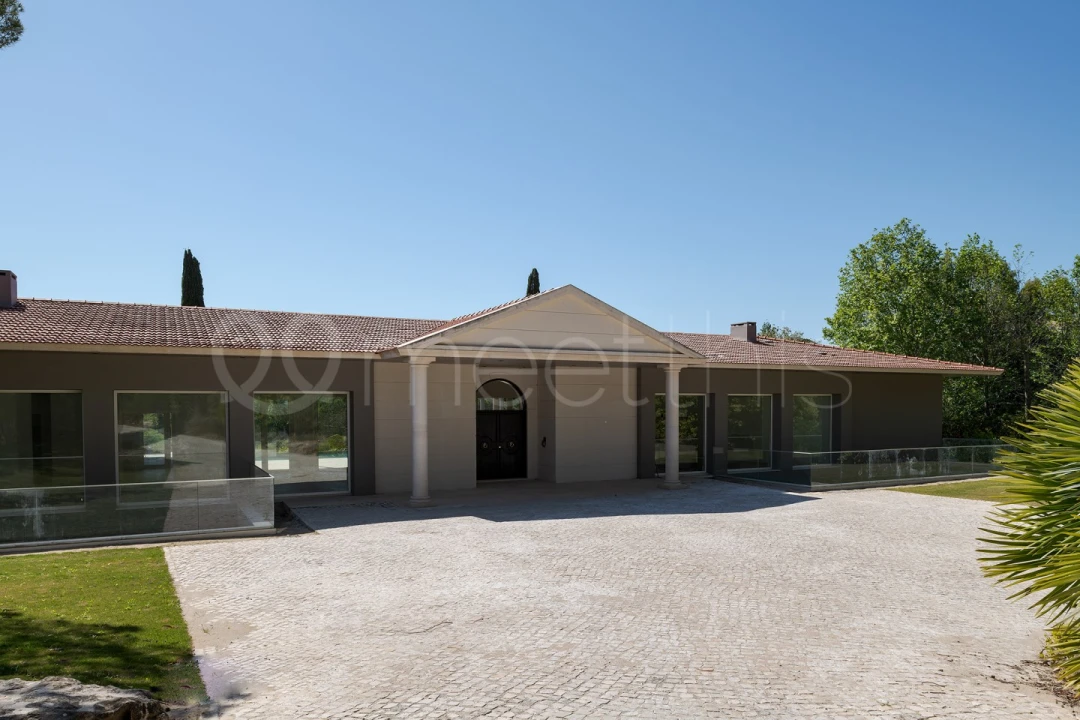 Moradia T9 para Venda em Alcabideche Foto 10