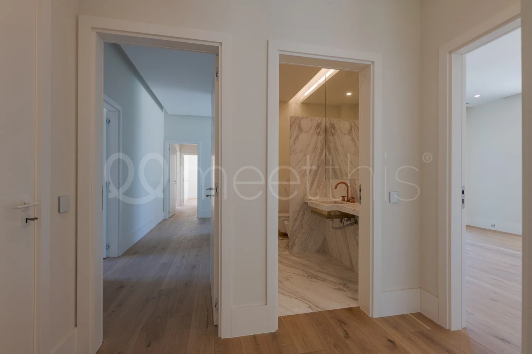 Moradia T9 para Venda em Alcabideche Foto 34