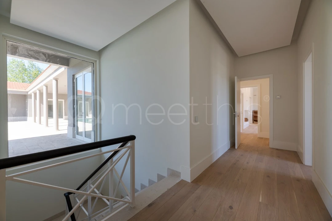 Moradia T9 para Venda em Alcabideche Foto 38