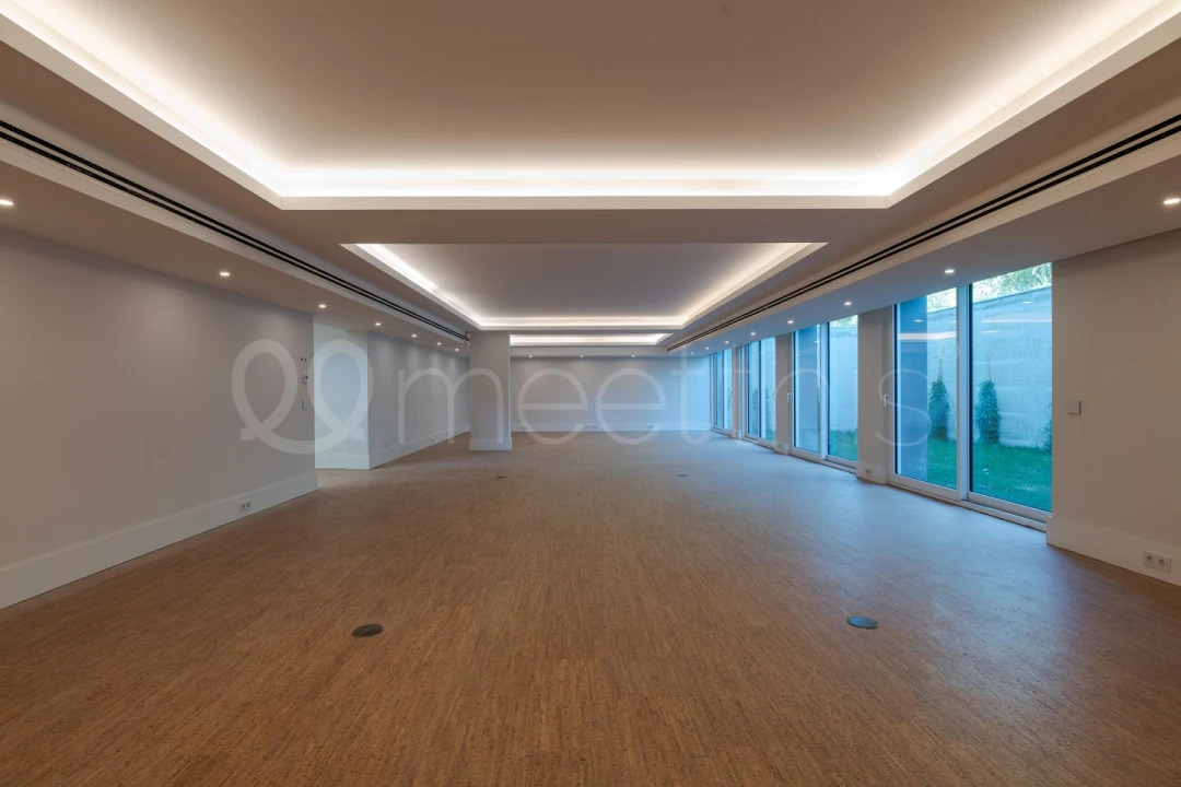 Moradia T9 para Venda em Alcabideche Foto 49