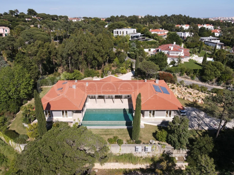 Moradia T9 para Venda em Alcabideche Foto 53