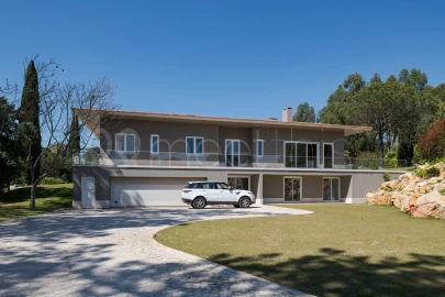 Moradia T9 para Venda em Alcabideche