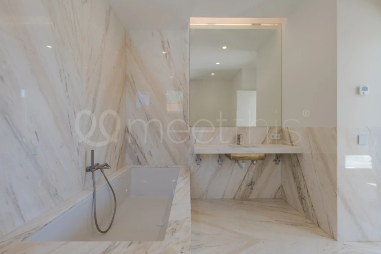 Moradia T9 para Venda em Alcabideche Foto 43