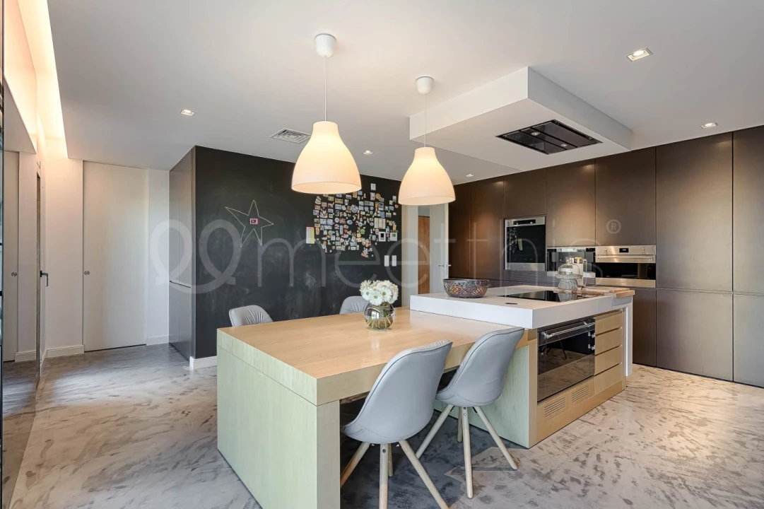 Apartamento T7 para Venda em Parque das Nações Foto 16