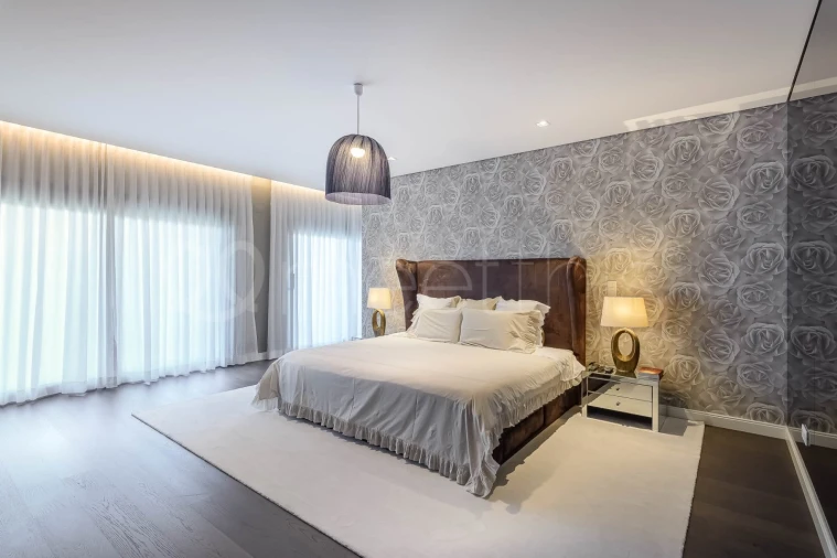 Apartamento T7 para Venda em Parque das Nações Foto 27