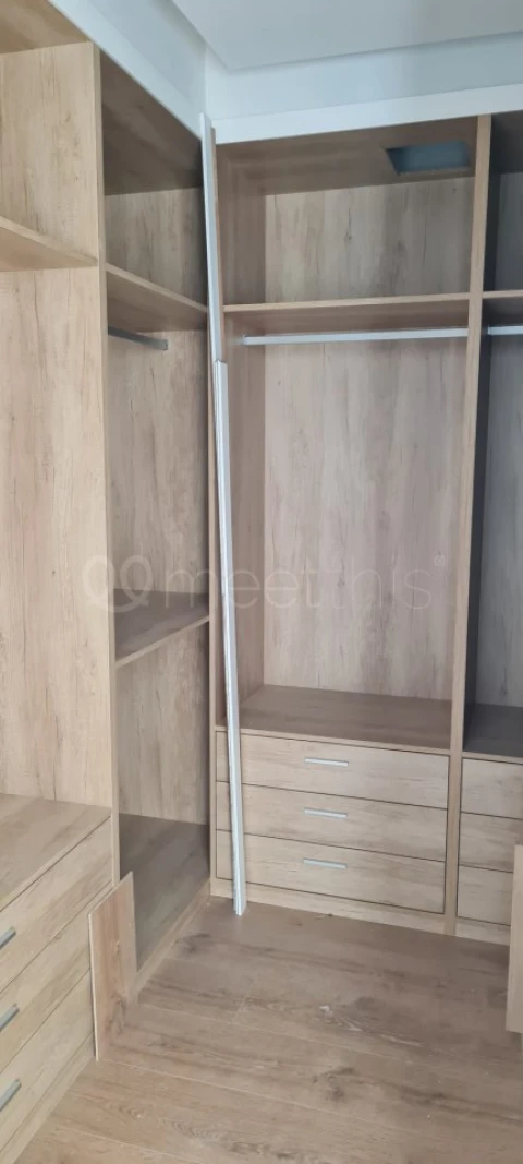 Moradia T5 para Venda em Corroios