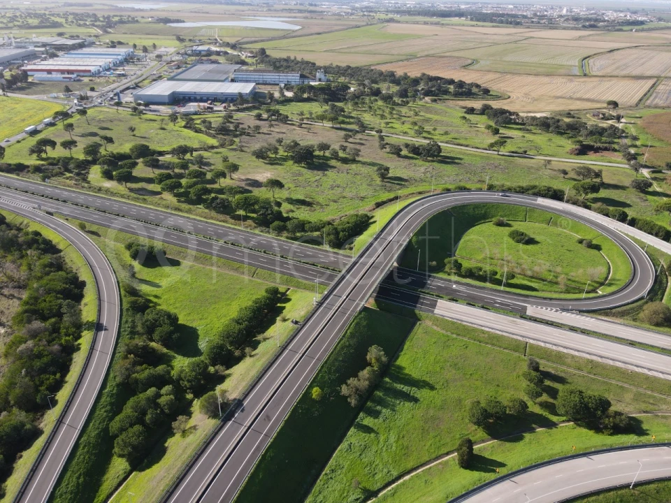 Terreno Comércio / Armazém para Venda em Benavente Foto 4