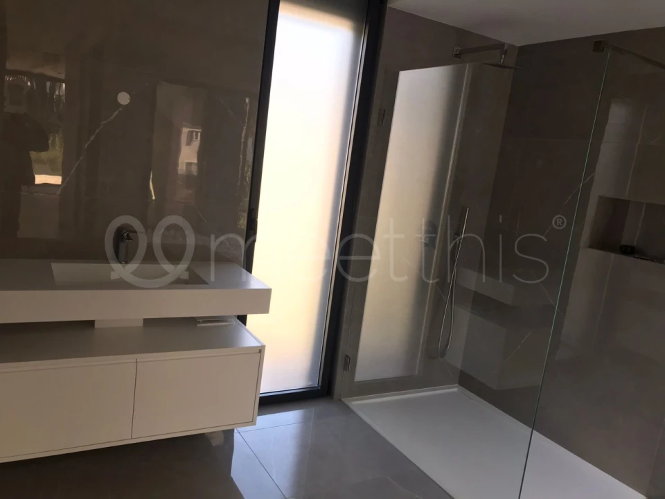 Moradia T6 para Venda em Charneca de Caparica e Sobreda Foto 17