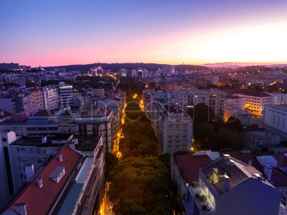 Apartamento T1 para Venda em Avenidas Novas Foto 6