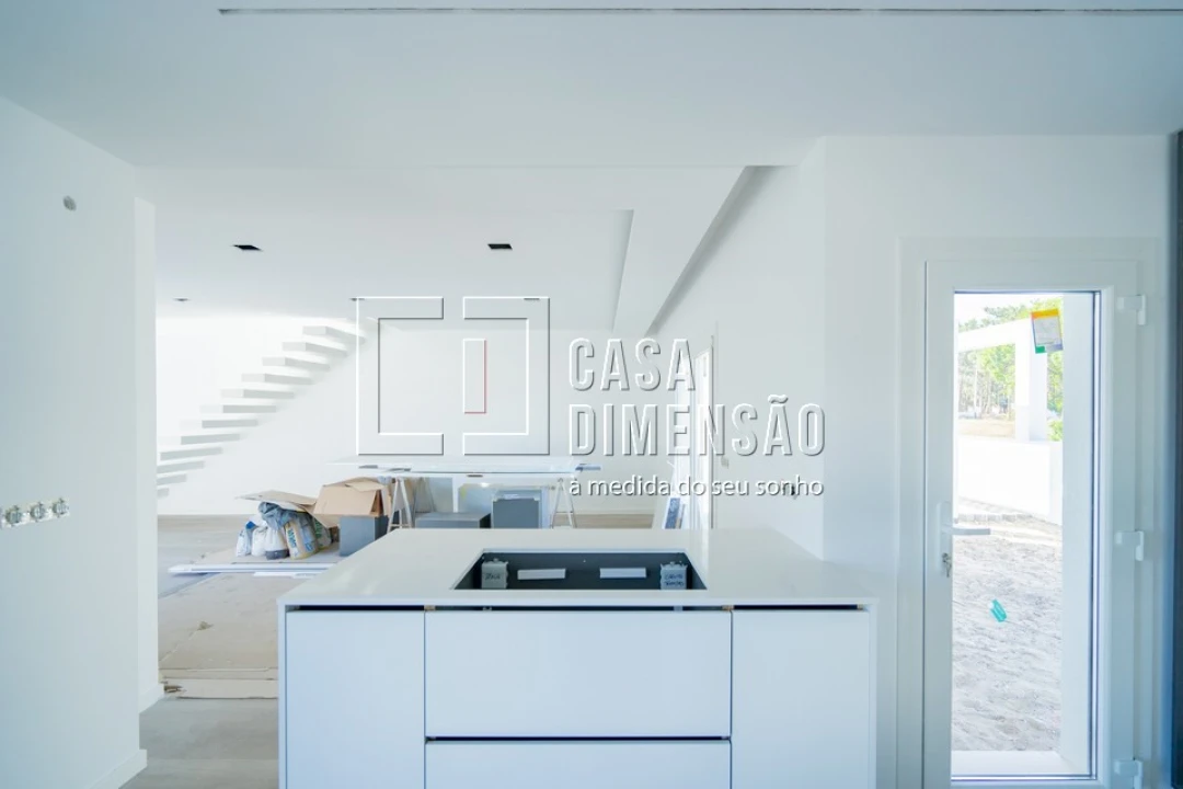 Moradia T4 para Venda em Charneca de Caparica e Sobreda Foto 23