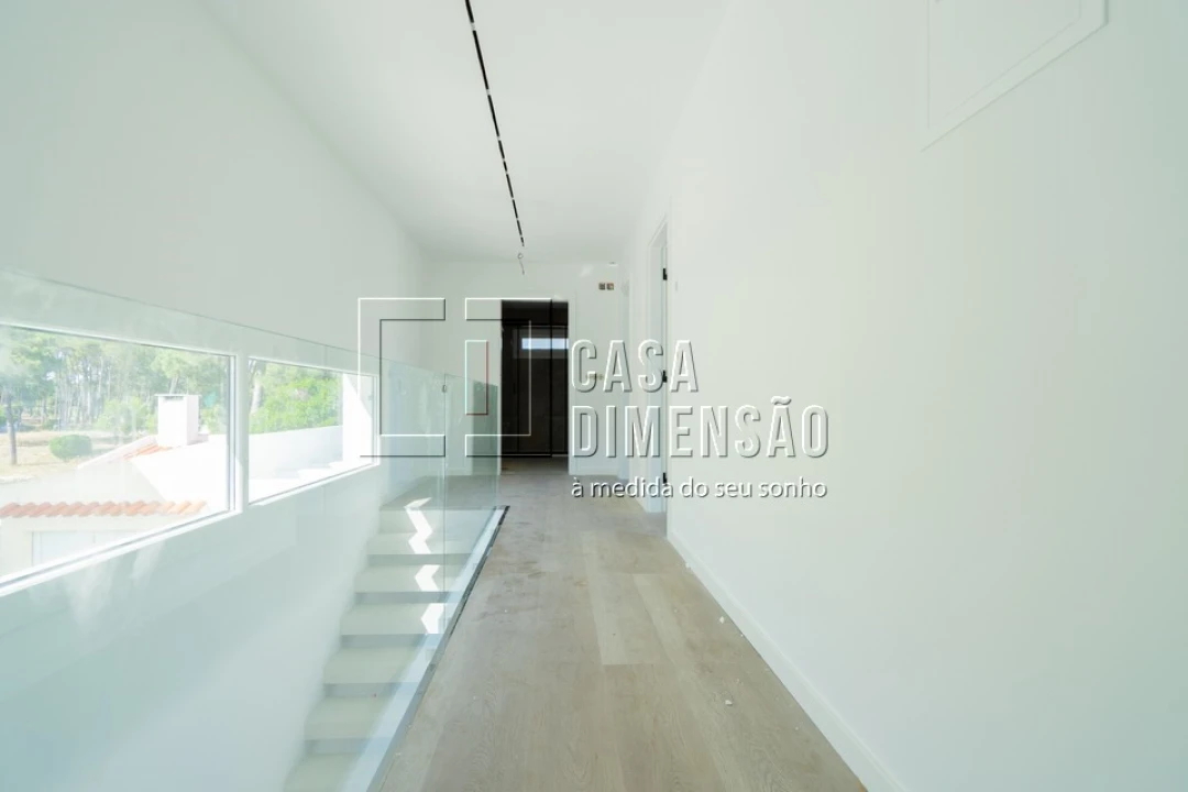 Moradia T4 para Venda em Charneca de Caparica e Sobreda Foto 29