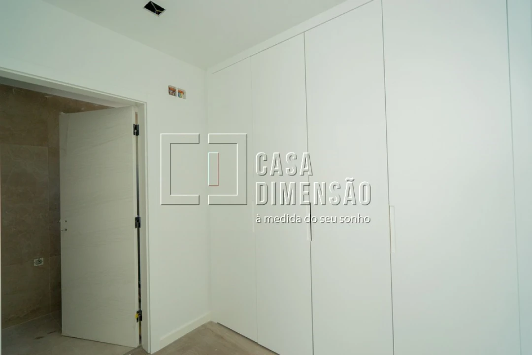 Moradia T4 para Venda em Charneca de Caparica e Sobreda Foto 32