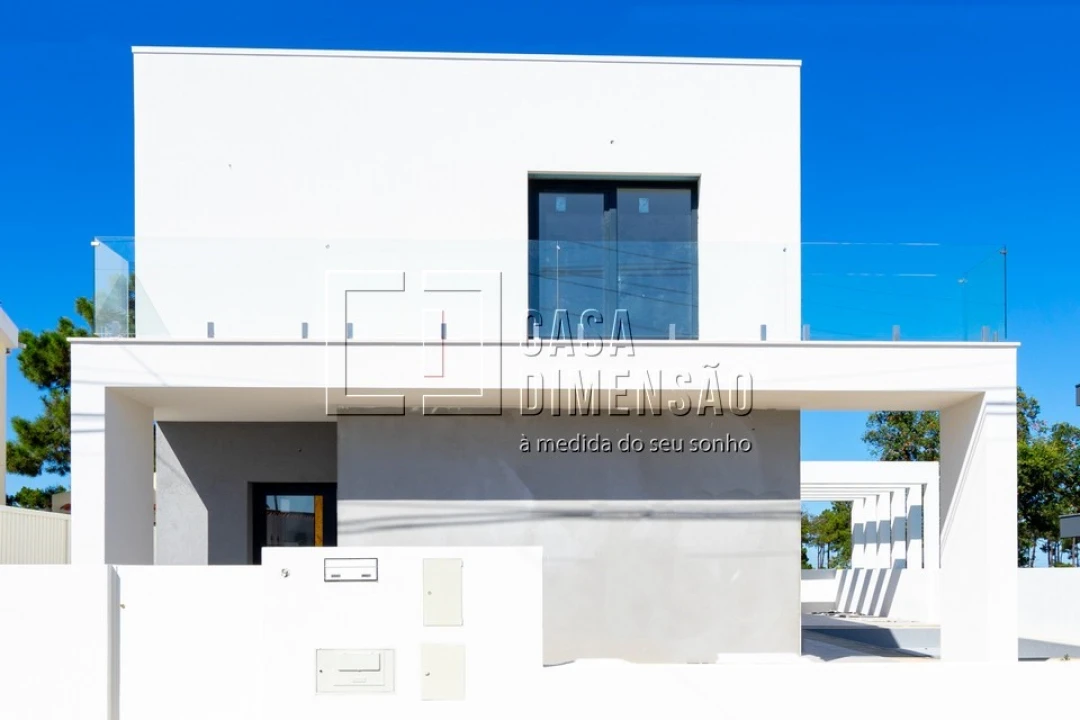 Moradia T4 para Venda em Charneca de Caparica e Sobreda Foto 58