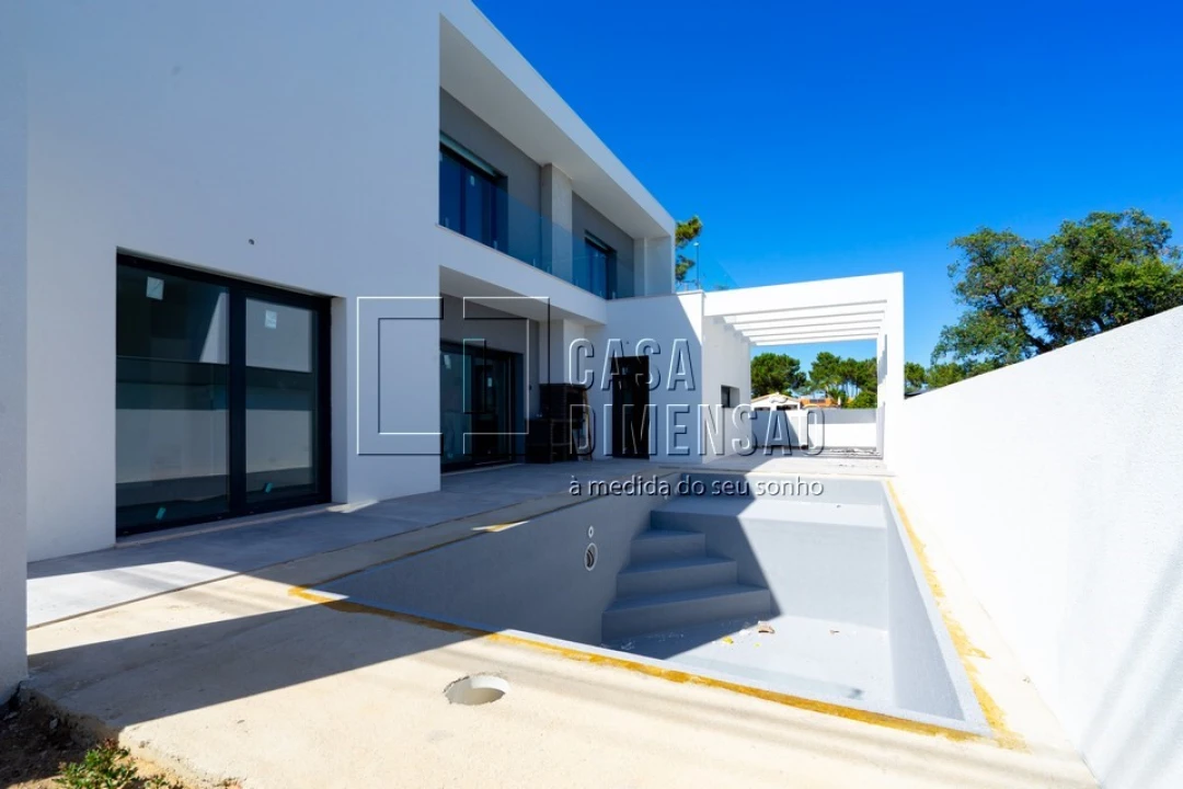 Moradia T4 para Venda em Charneca de Caparica e Sobreda Foto 61