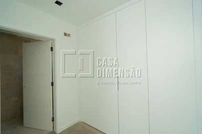 Moradia T4 para Venda em Charneca de Caparica e Sobreda