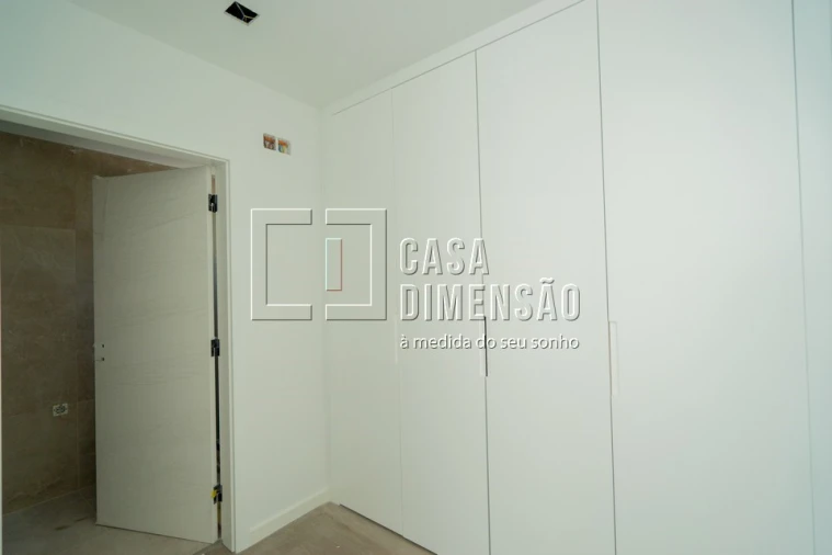 Moradia T4 para Venda em Charneca de Caparica e Sobreda Foto 32