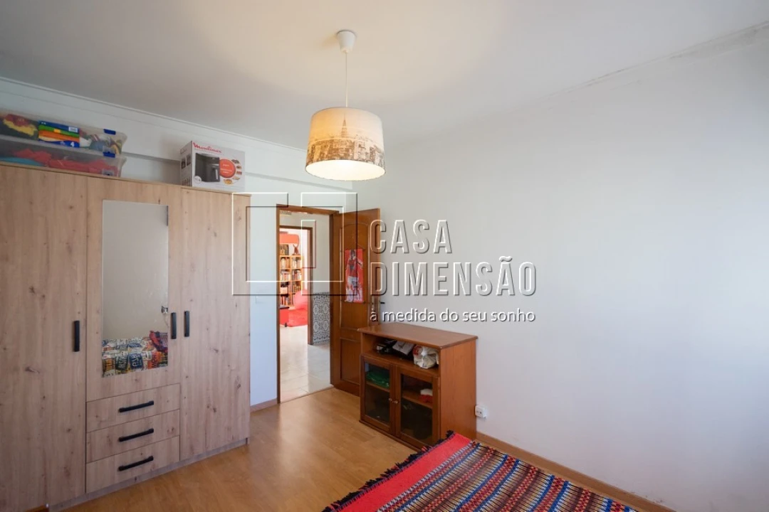 Apartamento T2 para Venda em Venteira Foto 21