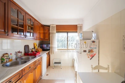 Apartamento T2 para Venda em Venteira
