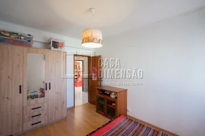 Apartamento T2 para Venda em Venteira