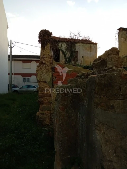 Moradia T3 para Venda em Esgueira