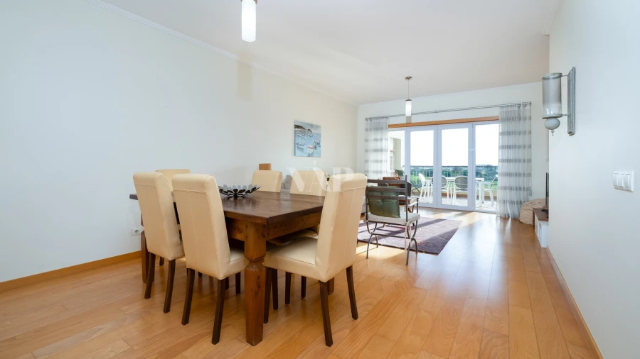 Apartamento T2 para Venda em Quarteira Foto 9