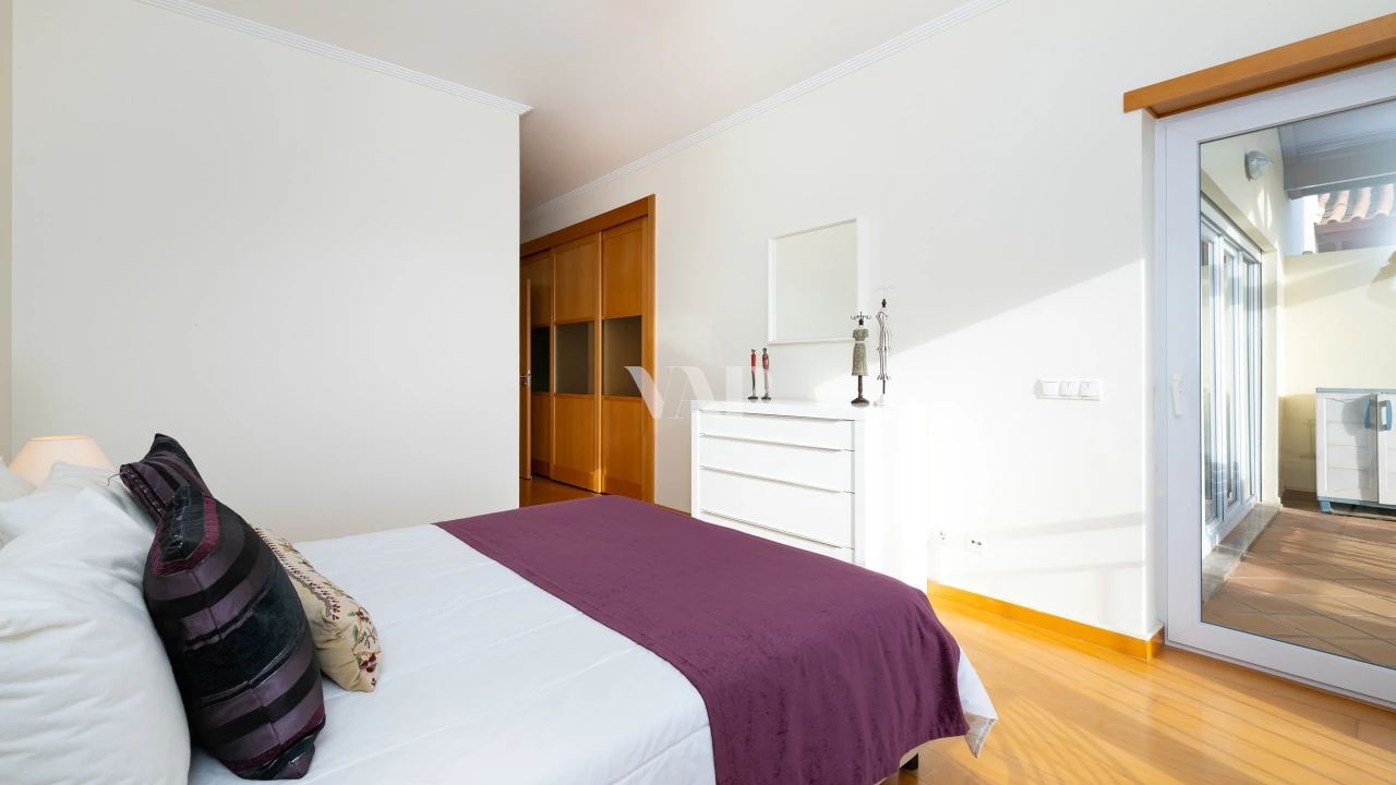 Apartamento T2 para Venda em Quarteira Foto 18