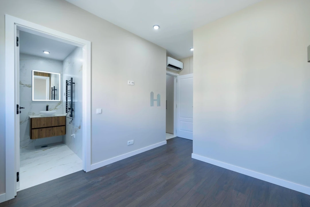 Apartamento T2 para Venda em Armação de Pera Foto 3