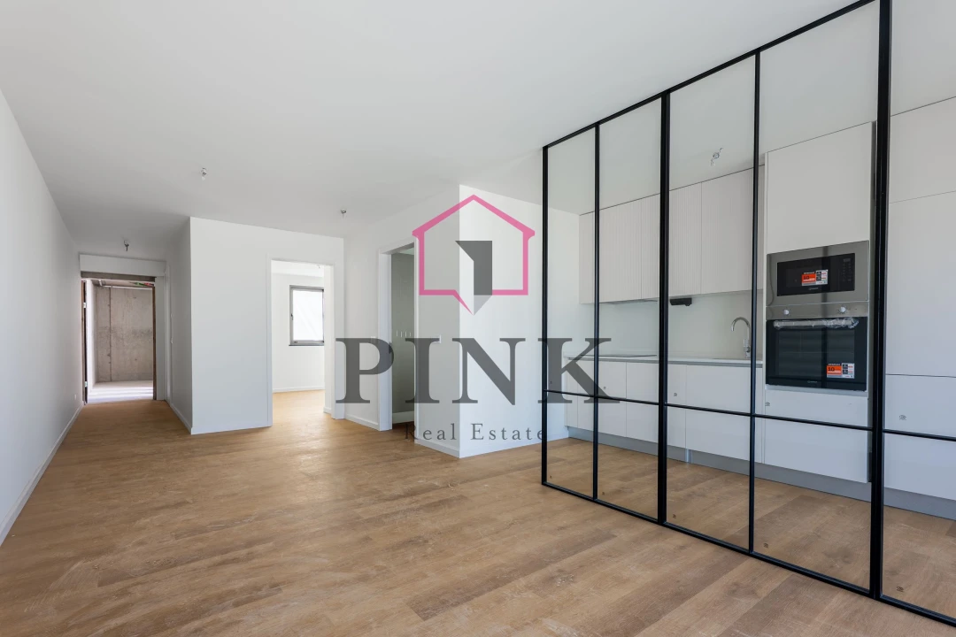 Apartamento T1 para Venda em São Martinho Foto 3