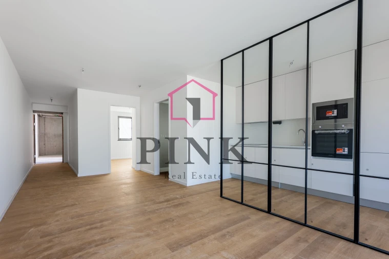 Apartamento T1 para Venda em São Martinho Foto 3