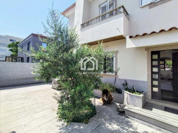 Moradia T3 para Venda em Ramalde