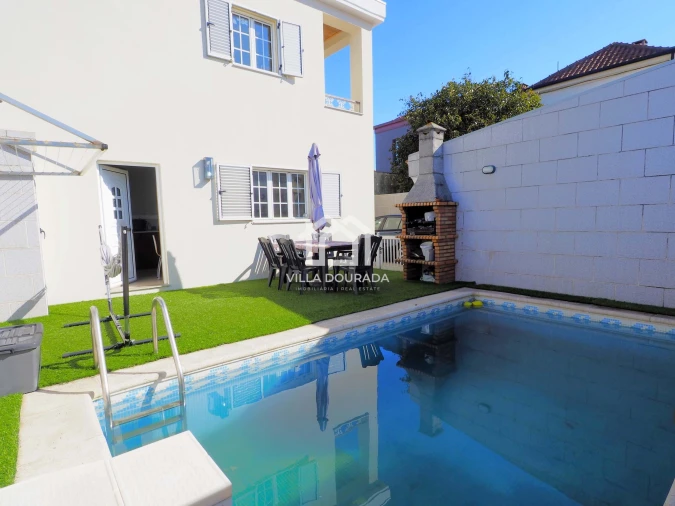 Moradia T3 para Venda em Ramalde Foto 3