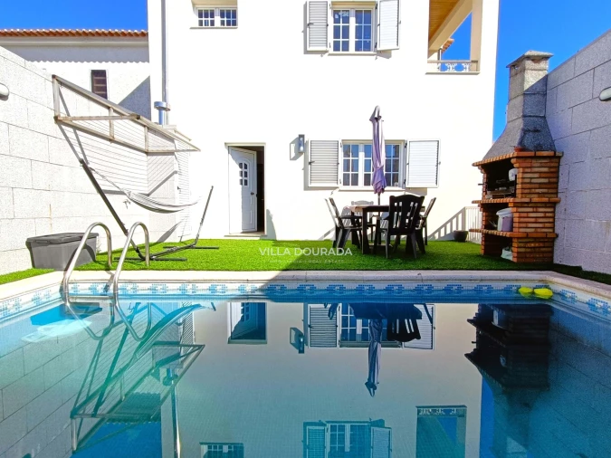 Moradia T3 para Venda em Ramalde Foto 4