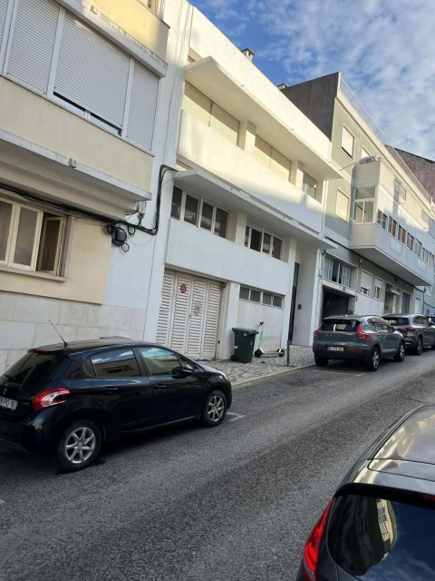 Prédio para Venda em Campolide