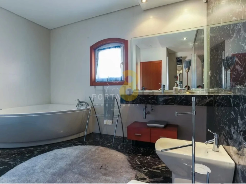 Moradia T5 para Venda em Requeixo, Nossa Senhora de Fátima e Nariz Foto 19