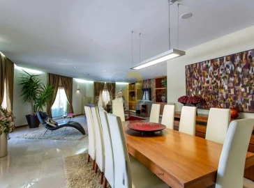 Moradia T5 para Venda em Requeixo, Nossa Senhora de Fátima e Nariz