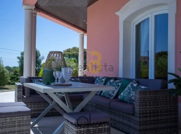 Moradia T5 para Venda em Requeixo, Nossa Senhora de Fátima e Nariz