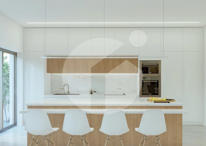 Terreno para Venda em Quelfes Foto 3