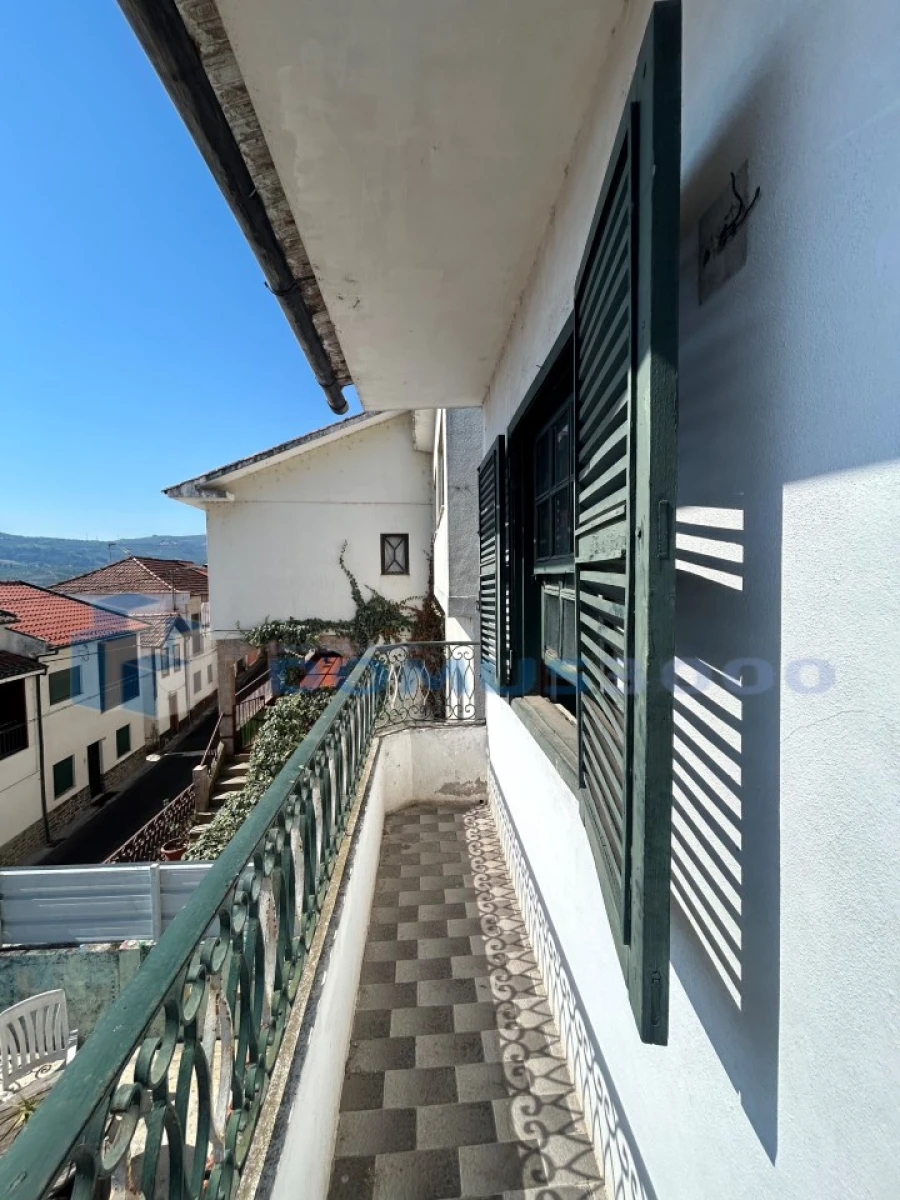 Moradia para Venda em Peso da Régua e Godim Foto 9