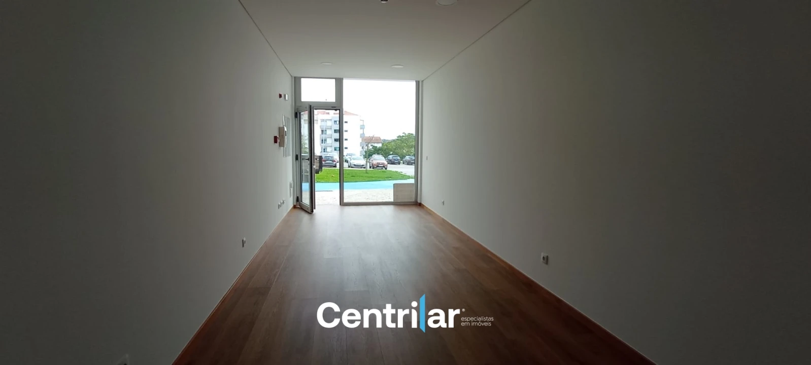 Apartamento T0 para Venda em Viseu Foto 13