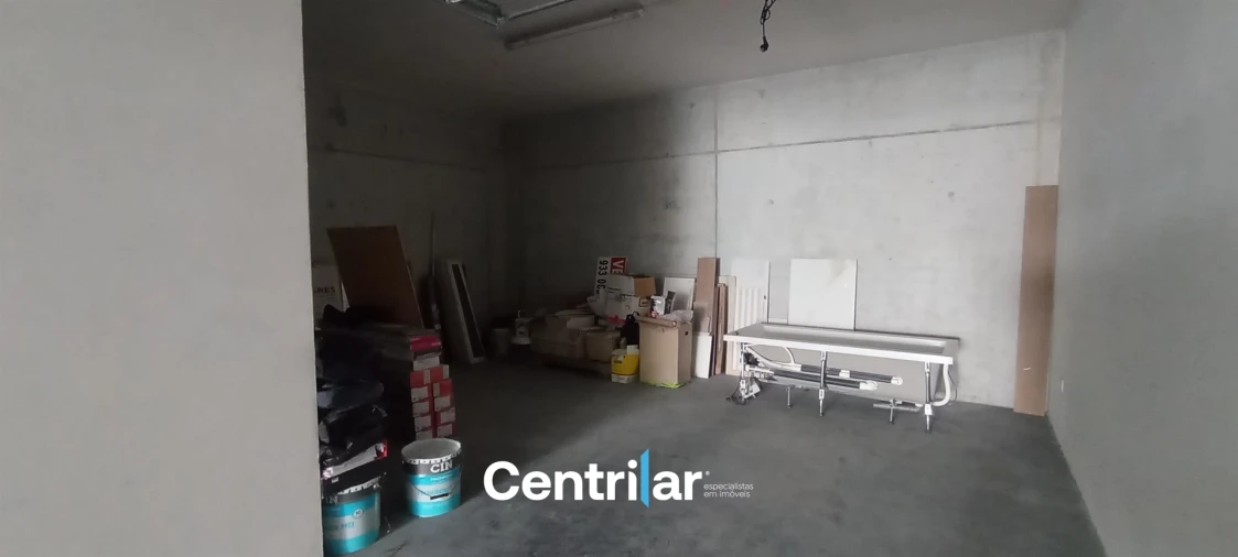 Apartamento T0 para Venda em Viseu Foto 14