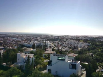 Moradia T4 para Venda em Tavira (Santa Maria e Santiago)